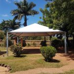 Tenda 8x8 piramidal com calha